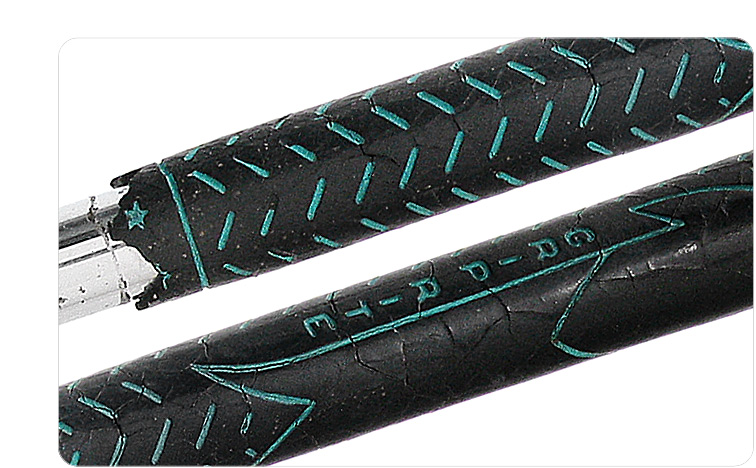 Cracked Grip